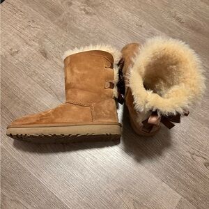 UGG Tan Shearling Winter Boots